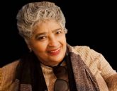 Mar�a Cleofe Cruz Galeano publica 'El amor es poes�a y la poes�a es amor', una obra llena de amor y versos