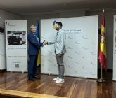 El embajador de Ucrania en Espana, Serhii Pohoreltsev, recibe en la embajada al escritor David Castillo, despus de publicar la entrevista ms personal a Volodimir Zelenski