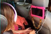 SaveFamily ofrece una tablet con funciones seguras para entretener a los ninos durante largos viajes