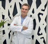 Juan Arenas, jefe del Servicio de Aparato Digestivo de Policl�nica Gipuzkoa: 'La ecoendoscopia permite visualizar los �rganos con m�s precisi�n y realizar intervenciones menos invasivas'