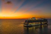 Carnival Cruise Line se prepara para duplicar la diversi�n en 2025