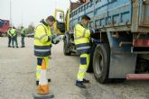 La DGT refuerza la vigilancia de camiones y autobuses para garantizar la seguridad vial en las carreteras