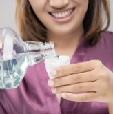 El Centre Dental Francesc Macia explica las claves de los mejores tipos de enjuagues bucales y colutorios para la salud bucodental