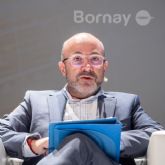 J.D.D. Bornay: 'Un crecimiento desordenado del autoconsumo sin acompanamiento normativo gil son las posibles causas del colapso energtico'