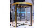 ASSA ABLOY integra diseno y tecnolog�a en su gama de puertas giratorias para edificios inteligentes