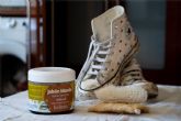 La empresa centenaria Jabones Beltrn ofrece una solucin sencilla para conseguir unas zapatillas blancas