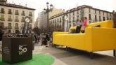 Galer�as del Tresillo convierte el sof� en arte urbano para celebrar su 50 aniversario
