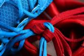 Una tienda que transforma el calzado; Cordones de Colores celebra 12 anos de actividad
