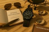 El reloj que rinde homenaje a Saint-Exupry y marca el giro ms inesperado de Woodenson