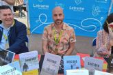 Letrame celebra Sant Jordi con firma de autores y recoge opiniones de lectores sobre sus publicaciones