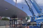 Transportes y Gras Carballo ejecuta con xito el montaje de la pasarela La Onda Atlntica en Las Palmas de Gran Canaria