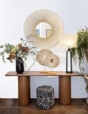 Consolas que marcan tendencia: de muebles auxiliares a rincones protagonistas de este otono