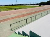 Acuerdan evaluar el coste y viabilidad de la reforma de la pista de atletismo del Polideportivo Municipal 6 de Diciembre