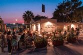 Disfrutar de septiembre en Mlaga tiene nombre; Casaamigos Playa y su terraza frente al mar