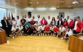 El Ayuntamiento realiza una recepcin institucional a las delegaciones de la Seleccin de Veteranos de la FFRM y la Asociacin del Athletic de Bilbao
