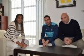 El Ayuntamiento y el Club Deportivo Alhama Ftbol Sala amplan su convenio de colaboracin para el uso de la cantina del Pabelln Adolfo Surez