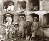 La exposicin Mxico en blanco y negro rene fotografa histrica y arte contemporneo en Madrid