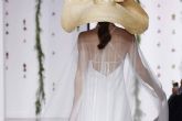 Capas Capica presenta su primera coleccin de capas para novias en Atelier Couture 2025