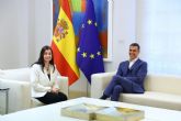 El presidente del Gobierno se reúne con la presidenta del Consejo General de la Ciudadanía Española en el Exterior