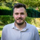 “Por si toca”: el pensamiento mágico que alimenta la adicción al juego