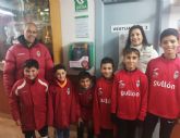 Aguilar de Campoo refuerza su cardioprotección con un nuevo desfibrilador en las instalaciones deportivas