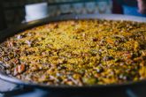 La paella explica mejor que ningún gráfico cómo vive hoy la gente