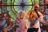 Comienza el Benidorm Fest: Dora & Marlon se presentan con 'r�kata' en la primera semifinal