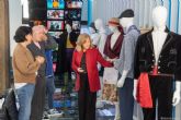 El Ayuntamiento y TeleCartagena promocionan los trajes t�picos del municipio con una exposici�n en la Calle Santa Florentina