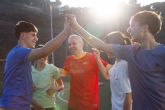 El verano se juega diferente: Andrés Iniesta se une a Decathlon como nuevo embajador durante su campaña de verano