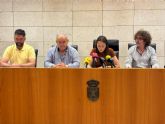 Autoridades locales dan lectura al Manifiesto con motivo del Día Internacional de las Familias que se celebra cada 15 de mayo, y este año reivindica las desigualdades y el bienestar infantil