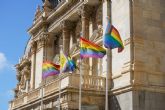Cartagena iza la bandera arco�ris por el D�a Internacional contra la LGTBIfobia