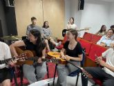 Un musical del IES Juan de la Cierva y Codorníu visibiliza la soledad no deseada y fomenta el voluntariado juvenil - 6 Un musical del IES Juan de la Cierva y Codorníu visibiliza la soledad no deseada y fomenta el voluntariado juvenil - 6