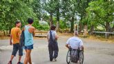 La sierra norte de Madrid convierte 9 rutas de senderismo en itinerarios totalmente accesibles