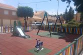 La Plaza de San Nicol�s en El Estrecho de San Gin�s renueva su zona de juegos infantiles