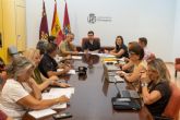 El Ayuntamiento destina medio mill�n de euros para evitar el absentismo escolar