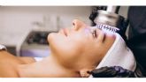 Cuidado facial en vacaciones: qu� tratamientos mantener y cu�les pausar