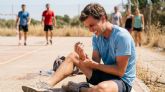 Dr. Samuel Pajares, traumat�logo: 'El calor y las actividades al aire libre aumentan las consultas por lesiones de mano y codo en verano'