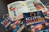 El Ayuntamiento y el Colegio de �pticos conciencian sobre la observaci�n segura del eclipse solar del 12 de agosto con una jornada informativa en la plaza Icue