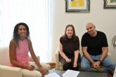 El Ayuntamiento y el Club P�del Alhama firman un convenio para fomentar este deporte y regular el uso de las instalaciones municipales