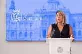 La alcaldesa de Cartagena reclama al Gobierno que intensifique la vigilancia de las costas tras la llegada de una patera a Cala del Barco