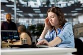 Casi el 80 % de los profesionales sufren estr�s laboral, y la positividad t�xica acelera el agotamiento en las empresas
