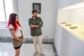 Naturaleza y muerte se dan la mano en el Palacio Consistorial con la exposici�n de Mirian Requena