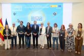 El ministro Puente recibe la exigencia de la alcaldesa Arroyo por el aislamiento ferroviario de Cartagena en la entrega de premios nacionales de la movilidad