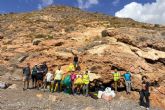 Voluntarios retiran 92 kilos de residuos de Cala Salitrona durante la jornada por el D�a Mundial de las Playas