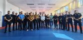 Diecinueve agentes de la Policía Local realizan un curso de Diecinueve agentes de la Policía Local realizan un curso de Operador en bastón policial extensible