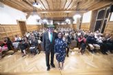 El Colegio de Farmac�uticos de Gipuzkoa homenajea a Miguel �ngel Gastelurrutia y reconoce la trayectoria de 13 colegiados y colegiadas de honor