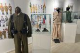 Una exposici�n repasa en la sala Domus del P�rtico la evoluci�n de las prendas militares de Calzados Segarra