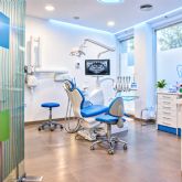 Dental Buhaira integra diversas especialidades para ofrecer atenci�n bucodental multidisciplinar en Sevilla