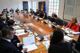 El presidente se rene con altos directivos de la industria farmacutica y apuesta por impulsar Espana como lder de este sector clave