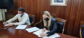 La alcaldesa firma el contrato para comenzar las obras de la construccin de una glorieta en la interseccin de la Ronda Este